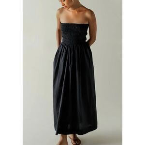 SUMMER AWAY Gaia Smocked Midi Dress‎ Black Small